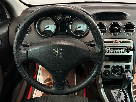 Peugeot 308 Russian Pack, 2009 года, пробег 196000 км