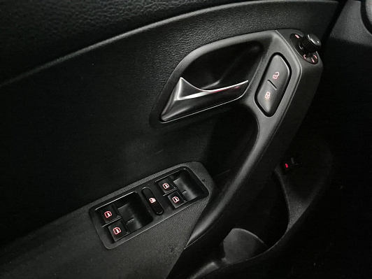 Volkswagen Polo Highline, 2013 года, пробег 237048 км