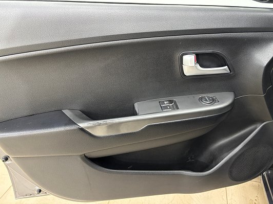 Kia Rio Comfort, 2014 года, пробег 162657 км