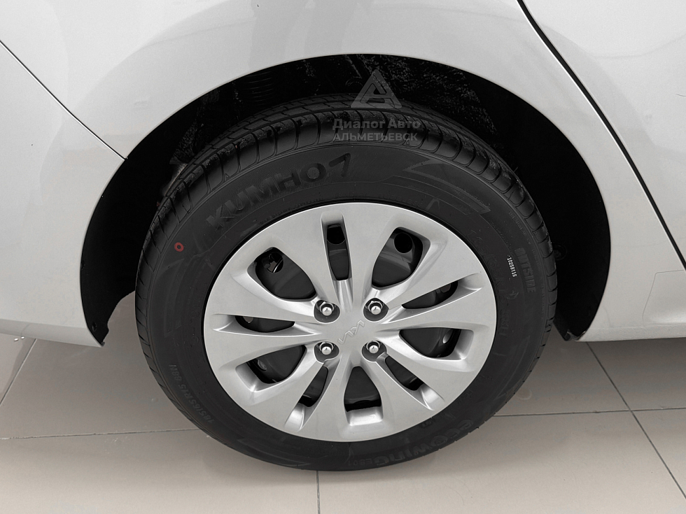 Solaris KRS Luxe AV, серебряный