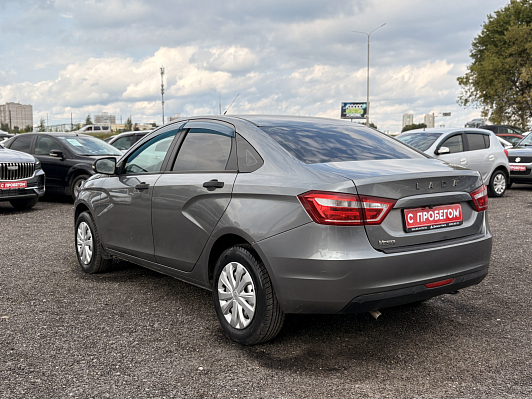 Lada (ВАЗ) Vesta Comfort, 2018 года, пробег 95000 км