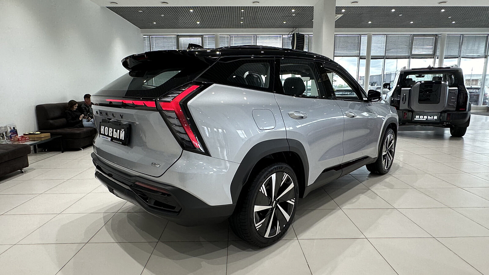 Geely Atlas Flagship Sport, серебряный