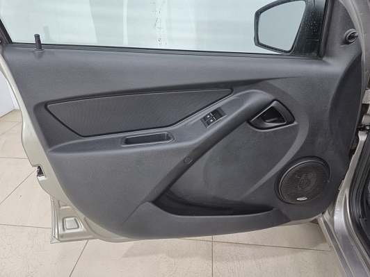 Lada (ВАЗ) Granta, 2019 года, пробег 101500 км