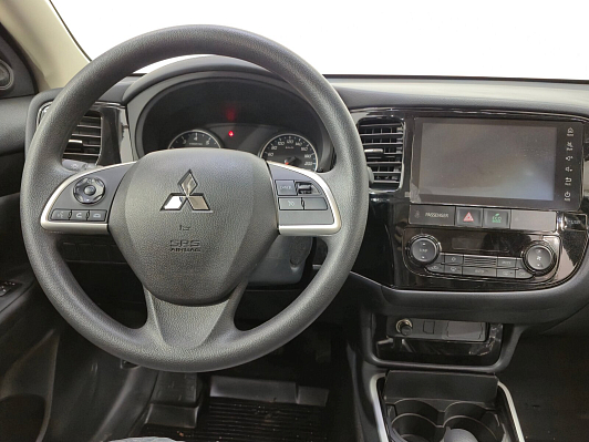 Mitsubishi Outlander Invite, 2022 года, пробег 906 км