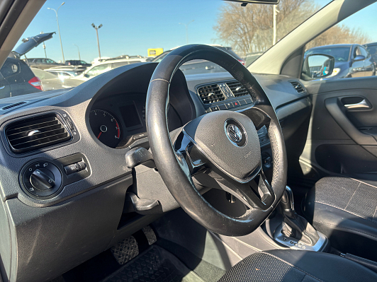 Volkswagen Polo Trendline, 2017 года, пробег 53000 км