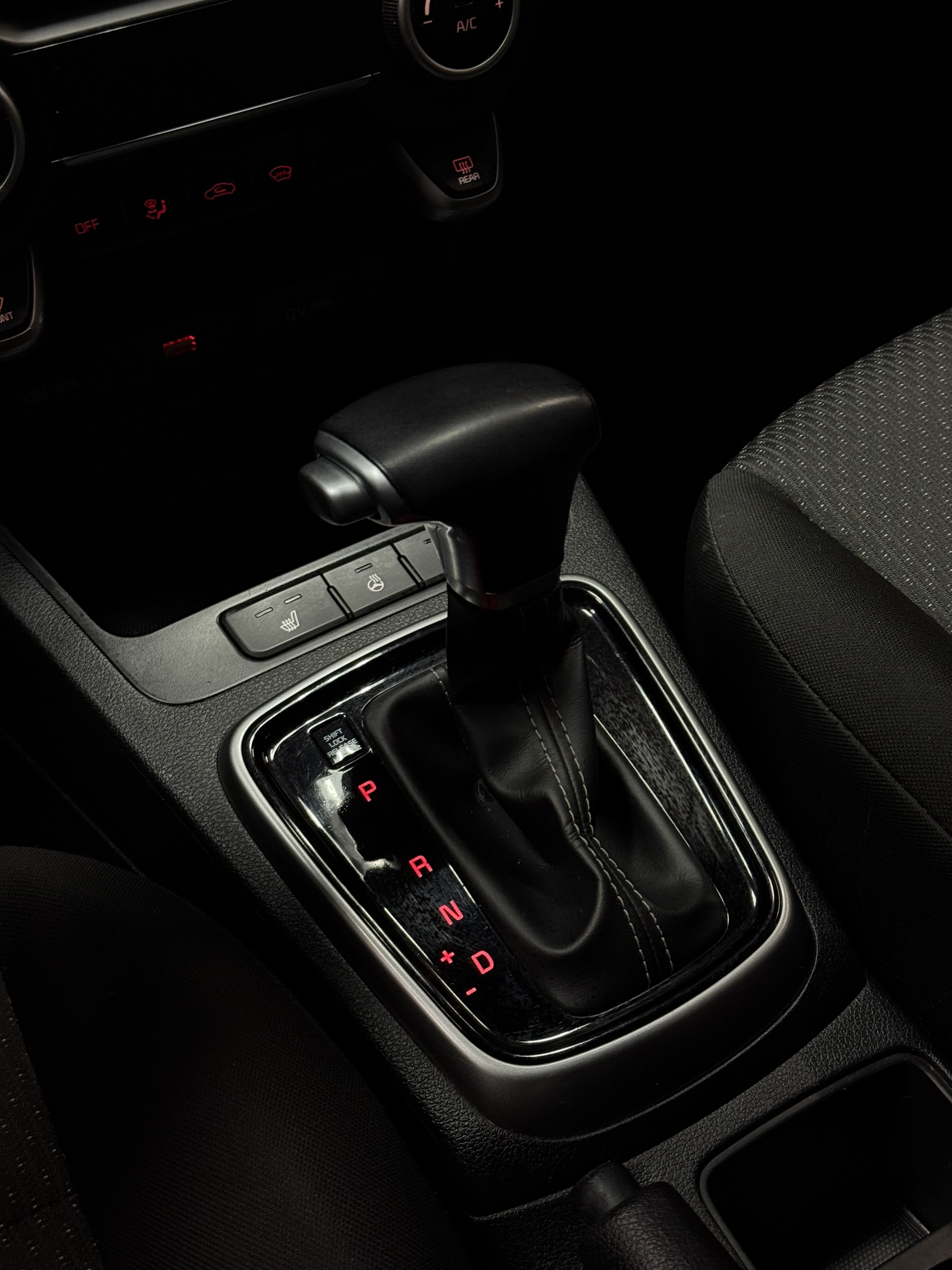 Kia Rio, 2021 года, пробег 68500 км