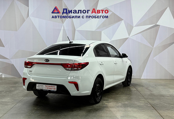 Kia Rio Luxe, 2018 года, пробег 125338 км