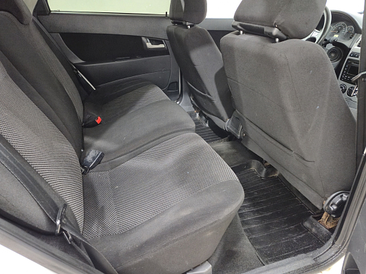 Lada (ВАЗ) Priora Люкс, 2012 года, пробег 177287 км