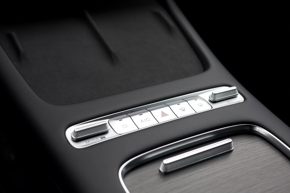 Omoda C7 Актив, черный