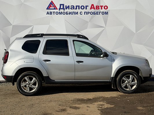 Renault Duster Expression, 2017 года, пробег 152000 км