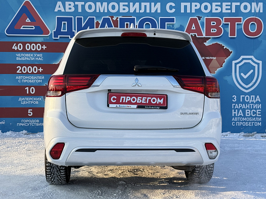 Mitsubishi Outlander, 2022 года, пробег 46200 км