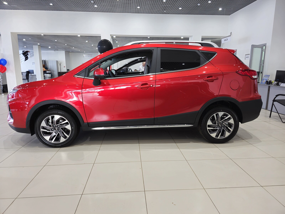 JAC JS3 Luxury, красный