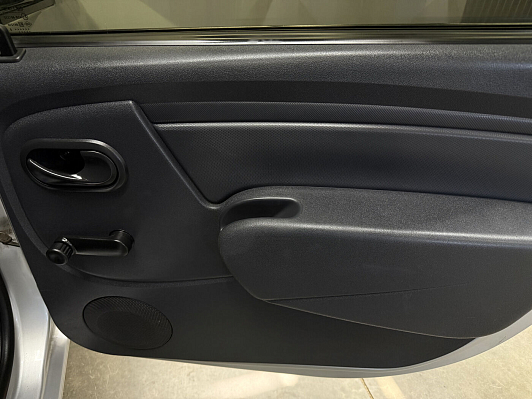 Lada (ВАЗ) Largus Luxe (7 мест), 2020 года, пробег 194906 км