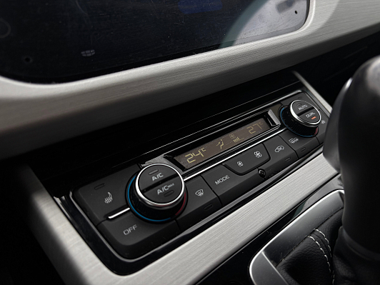 Geely Atlas Luxury, 2021 года, пробег 71600 км