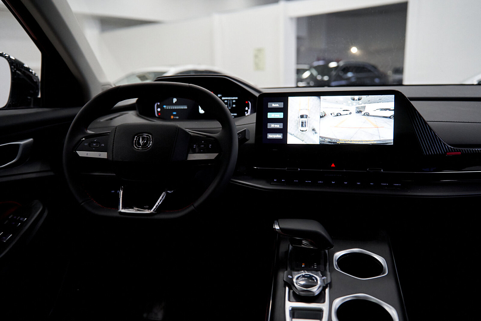 Changan UNI-S (CS55 Plus) Comfort, красный