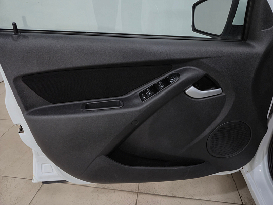 Lada (ВАЗ) Granta Comfort Optima Multimedia Glonass 21917-51-00C, 2015 года, пробег 136134 км