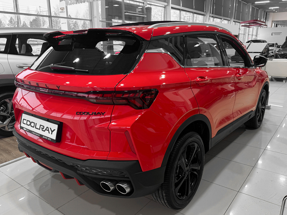 Geely Coolray Exclusive, красный