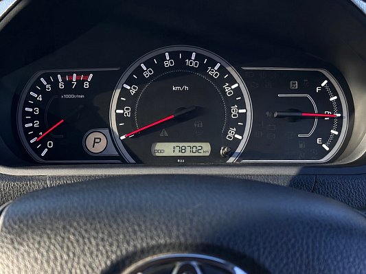 Toyota Noah, 2015 года, пробег 178702 км