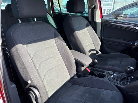 Volkswagen Tiguan Exclusive, 2018 года, пробег 133235 км