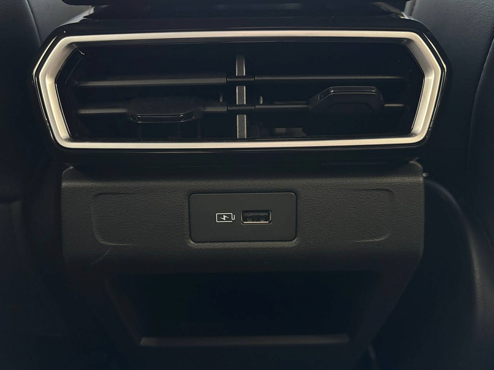 Geely Cityray Люкс, серебряный