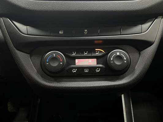 Lada (ВАЗ) Vesta 50 Anniversary, 2017 года, пробег 98363 км