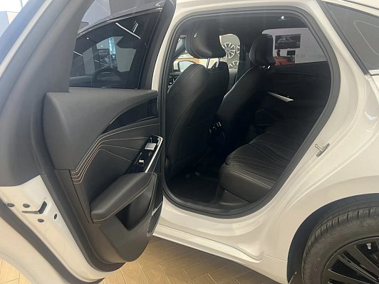Geely Preface Флагман, 2024 года, пробег 20294 км