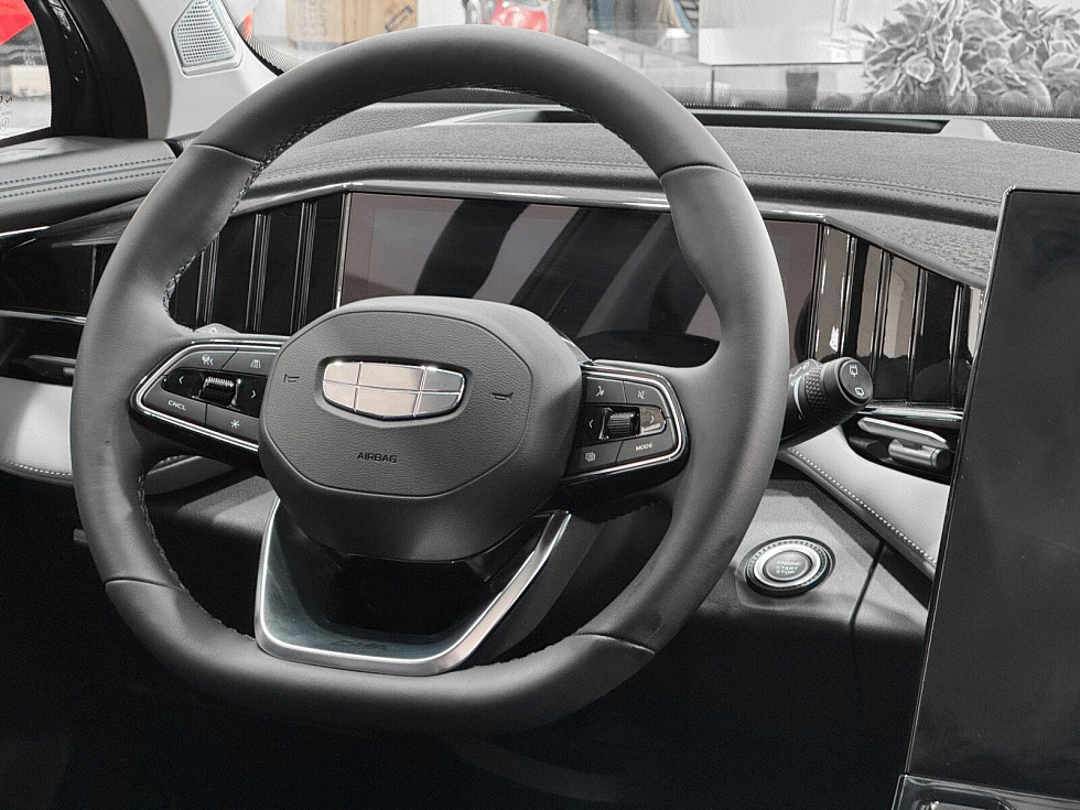 Geely Atlas Флагман, зеленый