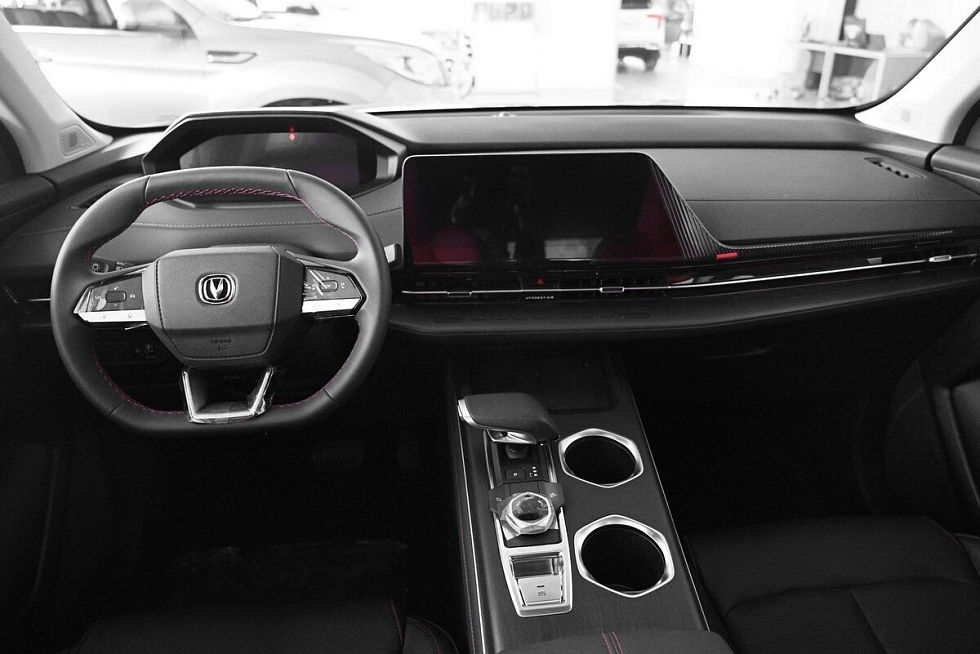Changan CS55 Plus Luxe, черный