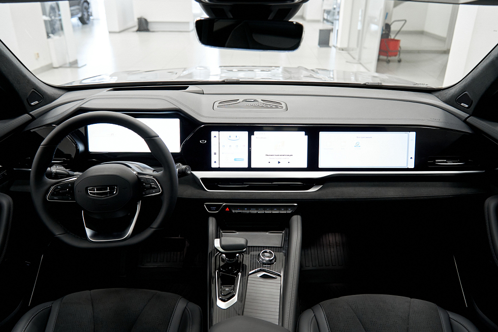 Geely Monjaro Flagship, серый