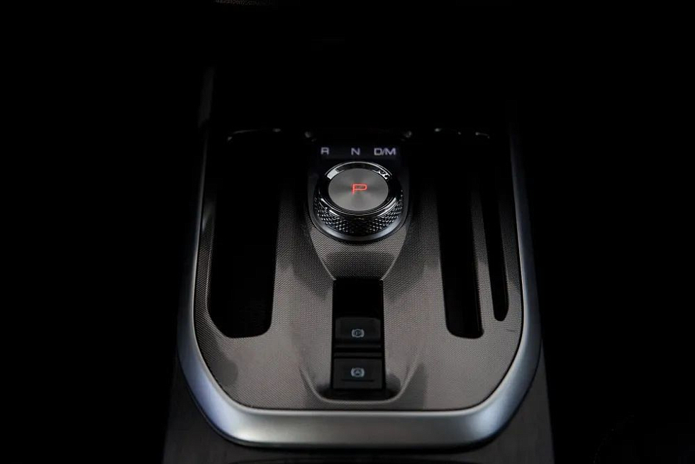 Haval Jolion Premium, черный