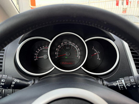 Kia Venga Luxe, 2012 года, пробег 209200 км