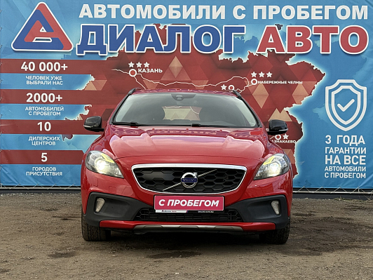 Volvo V40 Cross Country, 2016 года, пробег 100000 км