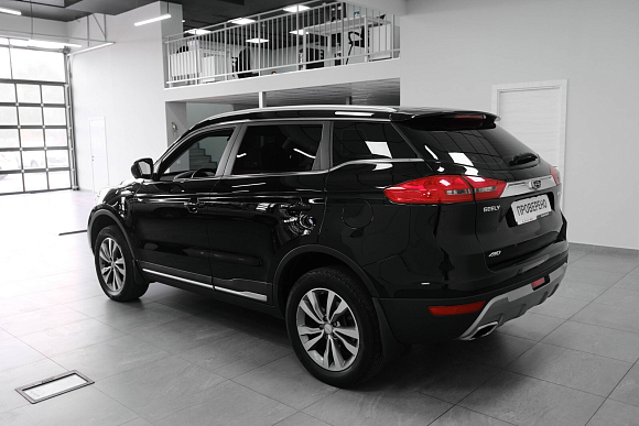 Geely Atlas Luxury, 2020 года, пробег 143663 км