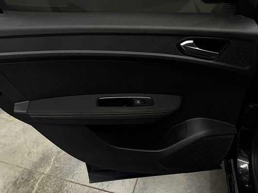 Renault Arkana Drive, 2019 года, пробег 91149 км