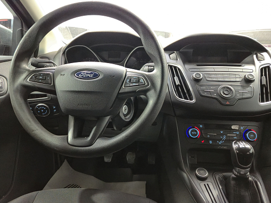 Ford Focus Titanium, 2018 года, пробег 156587 км