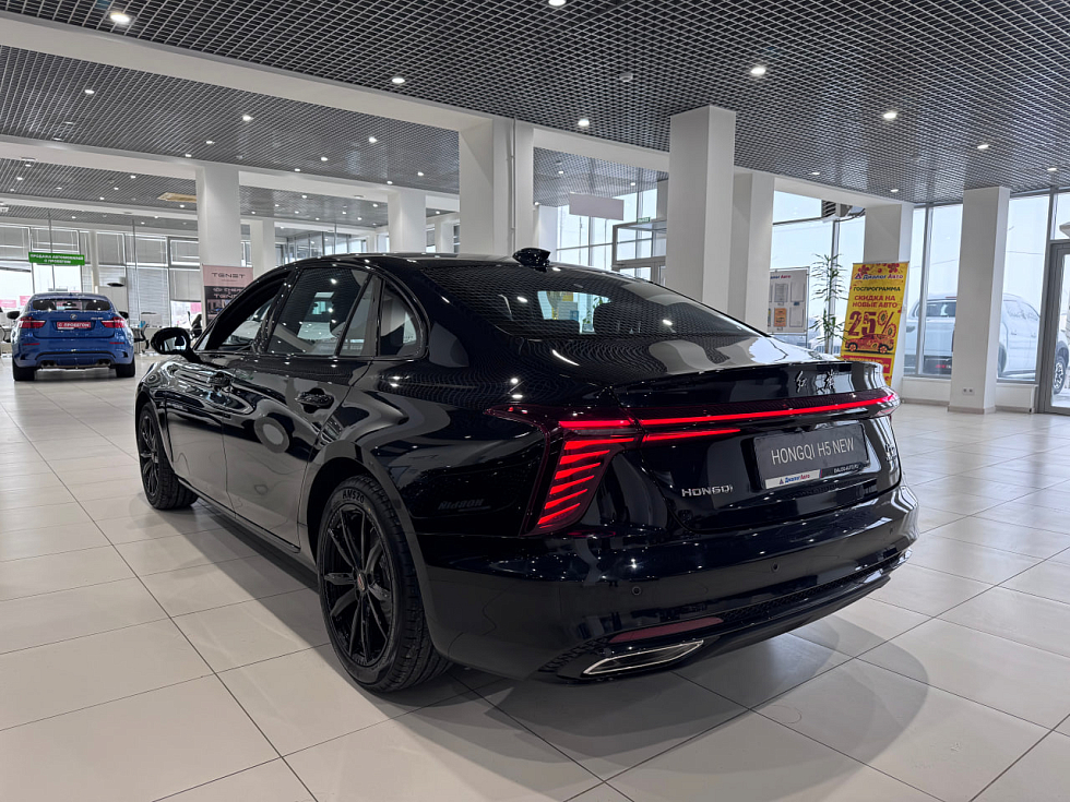 Hongqi H5 Чёрная Серия (Black Edition), черный