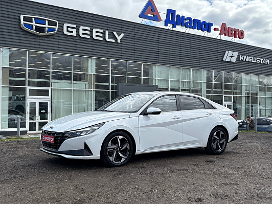 Hyundai Elantra Premium Edition, 2021 года, пробег 18993 км