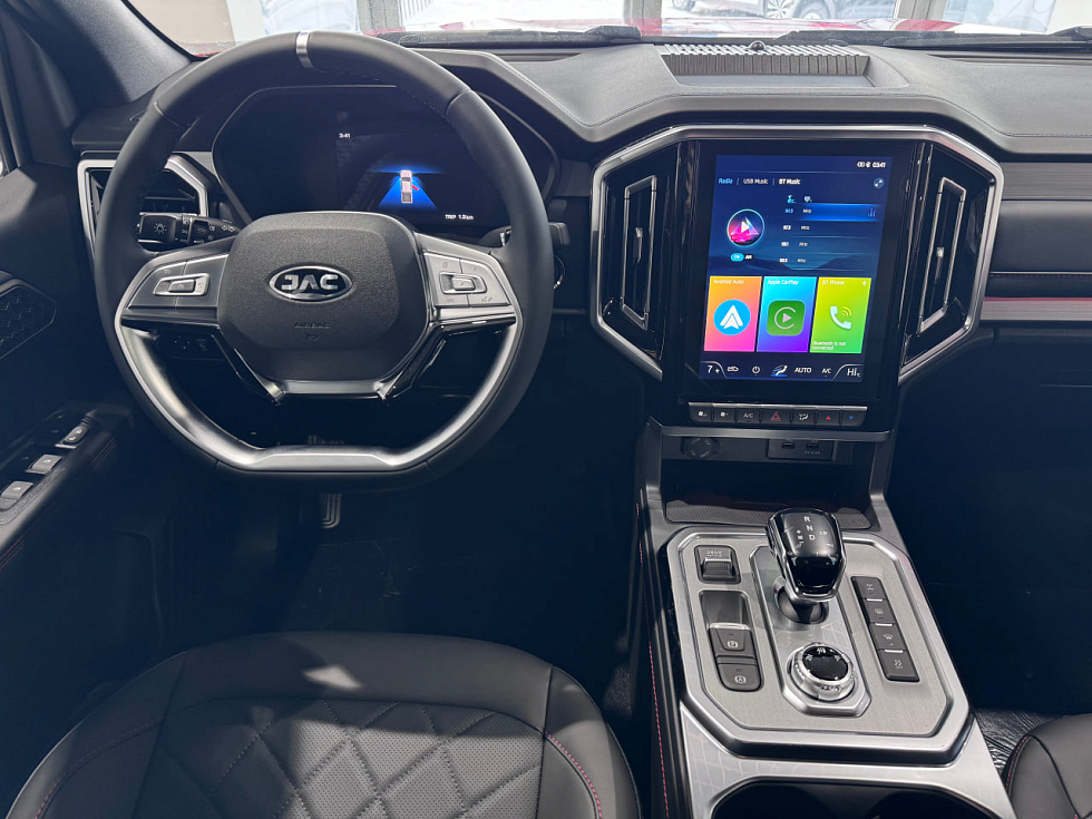 JAC T9 Urban, красный