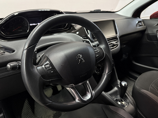 Peugeot 208, 2014 года, пробег 62273 км