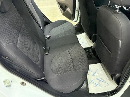 Hyundai Solaris Comfort, 2016 года, пробег 193278 км