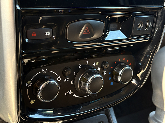 Nissan Terrano, 2014 года, пробег 166161 км