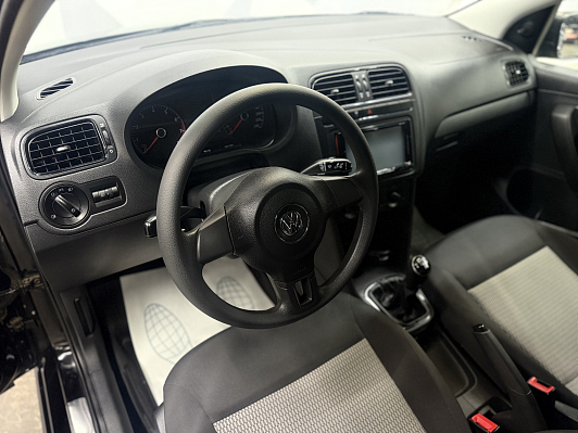 Volkswagen Polo Comfortline, 2014 года, пробег 92385 км