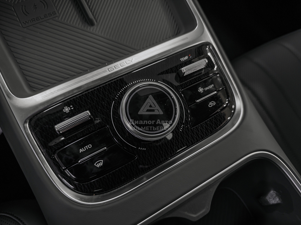 Geely EX5 EM-i Макс, серый