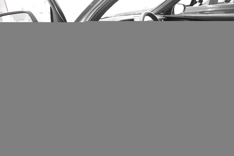 Geely Monjaro Flagship, серебряный