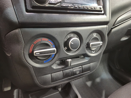 Lada (ВАЗ) Granta, 2019 года, пробег 101500 км