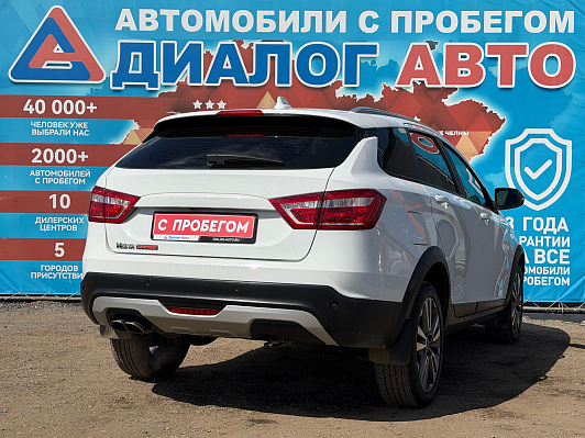 Lada (ВАЗ) Vesta Luxe, 2021 года, пробег 120370 км