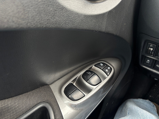 Nissan Juke SE, 2011 года, пробег 224348 км