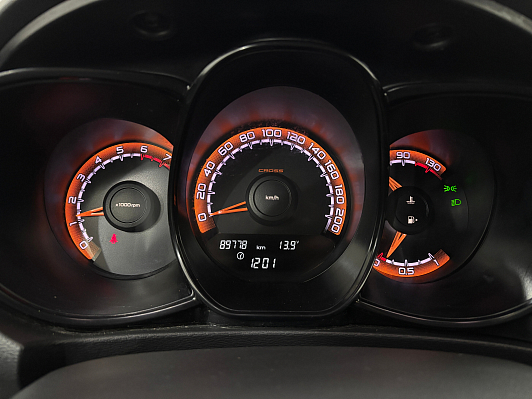 Lada (ВАЗ) Vesta Luxe Multimedia (2017-2019), 2021 года, пробег 89775 км