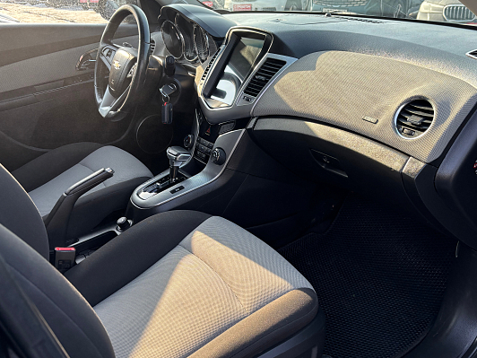 Chevrolet Cruze LT (10.2008  12.2012), 2012 года, пробег 219328 км