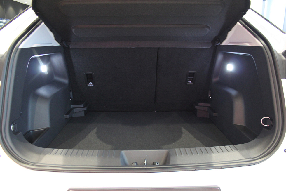 Jaecoo J6 Актив, белый